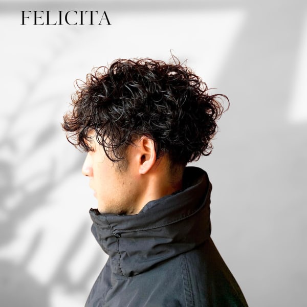 波巻きパーマ×刈り上げマッシュショートレイヤー|FELICITA RicorsO