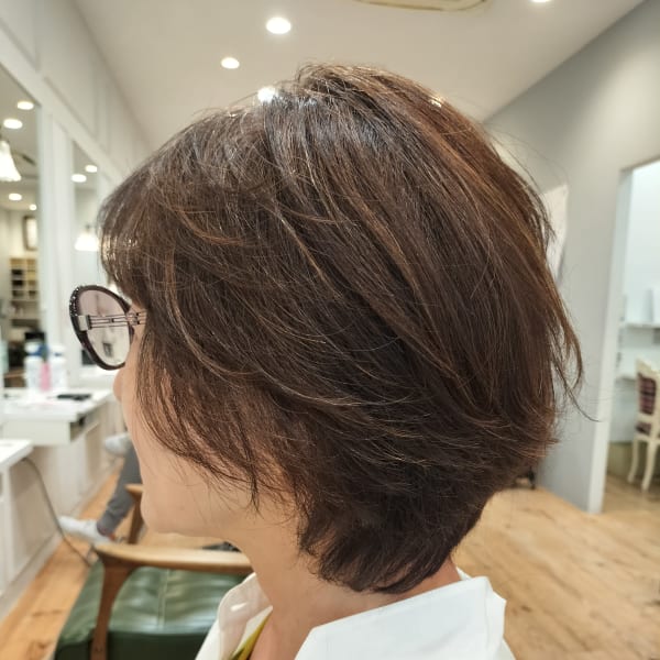 大人ショートスタイル