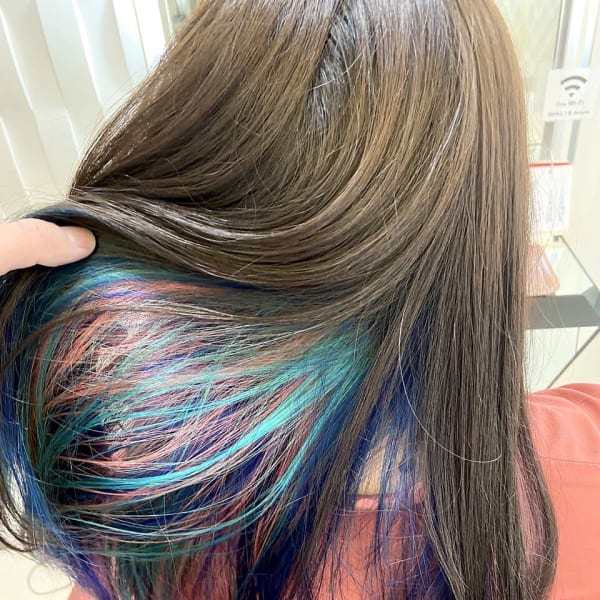 10代20代/大人可愛い/インナーカラー/ユニコーン/ケアブ|QUALIS 赤塚店