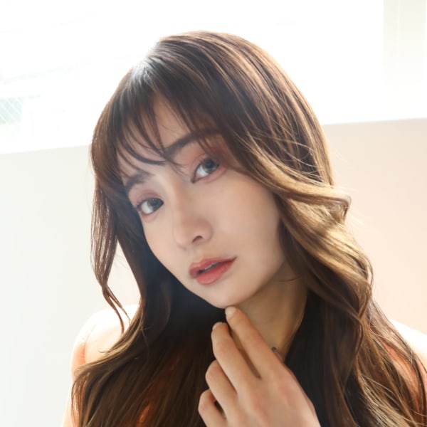 くびれヘアシースルーバング