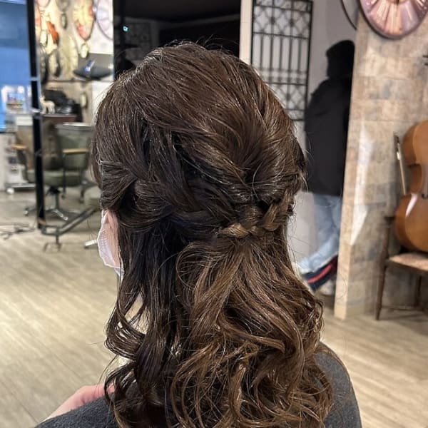 ヘアセット×ハーフアップ