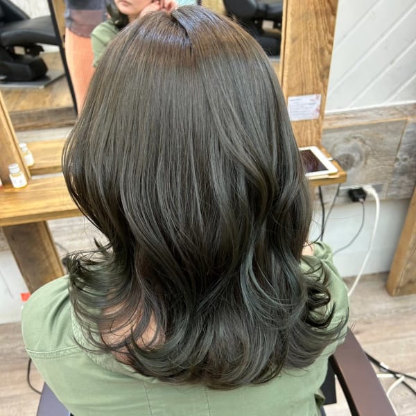 髪質改善艶髪◎韓国風くびれ巻きオリーブベージュ