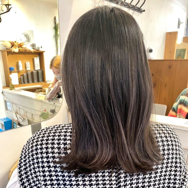 重めミディアム外ハネくびれヘア簡単スタイリング小田急線美容室