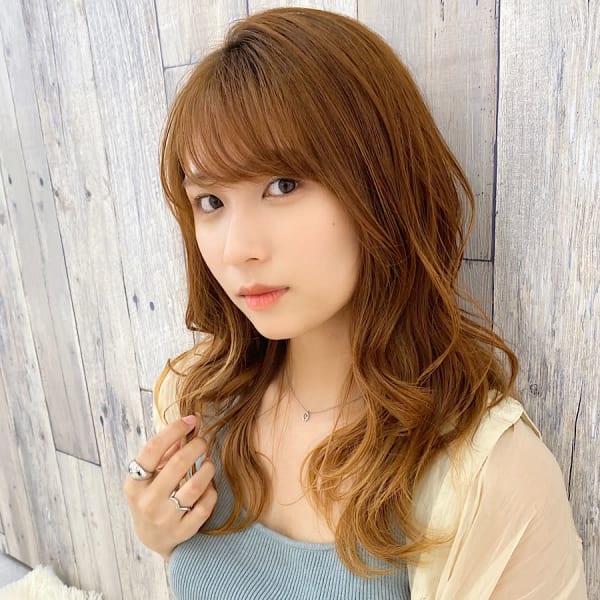 セミロングパーマ