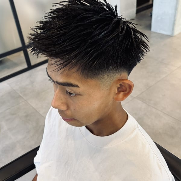 フェードカット|【Men'sサロン】MASTER