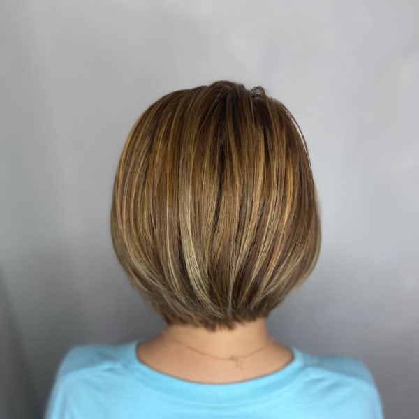 ハイライト ベージュカラー ボブ カット 白髪ぼかし 小顔