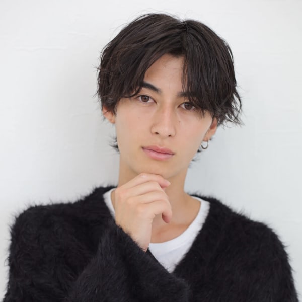 【tetote三ノ宮】センターパート　メンズパーマ