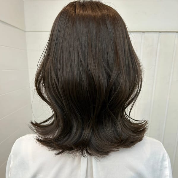 髪質改善トリートメント艶髪グレージュくびれミディアム