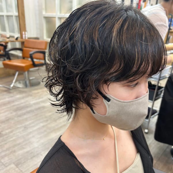 ウェット感◎丸みショートハイライトニュアンスパーマ