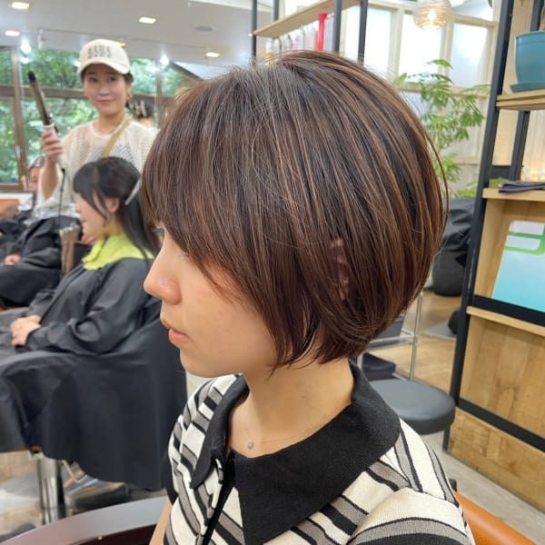 髪質改善トリートメント艶髪ベージュ丸みショートボブ