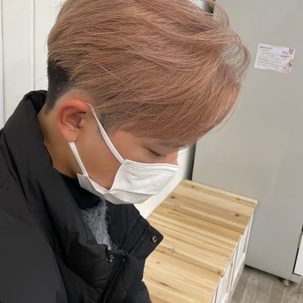 メンズカット爽やか刈り上げマッシュハイトーンベージュ|newi hau’oli 札幌駅前店