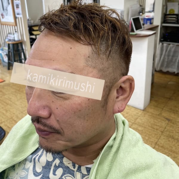 ツーブロック・メッシュカラー