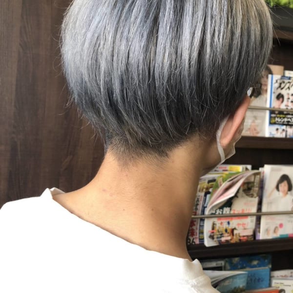 ブリーチ2回　オンカラーシルバー