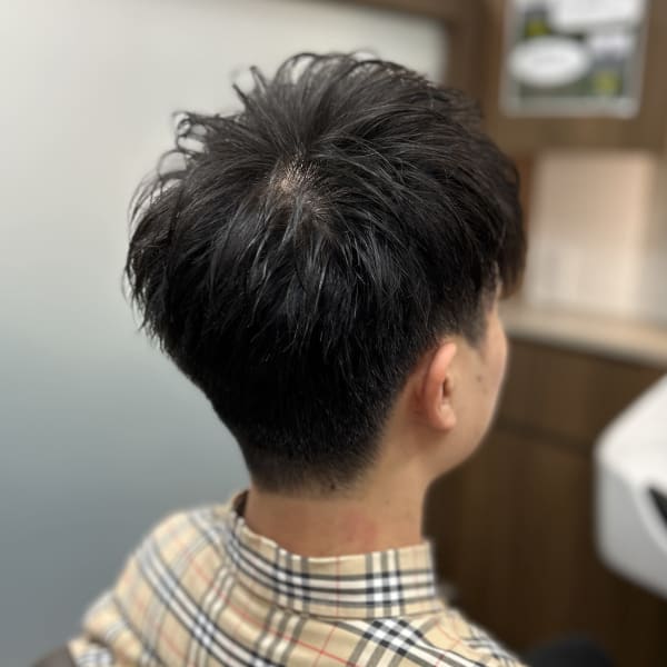 虎ノ門<理容室>メンズショート