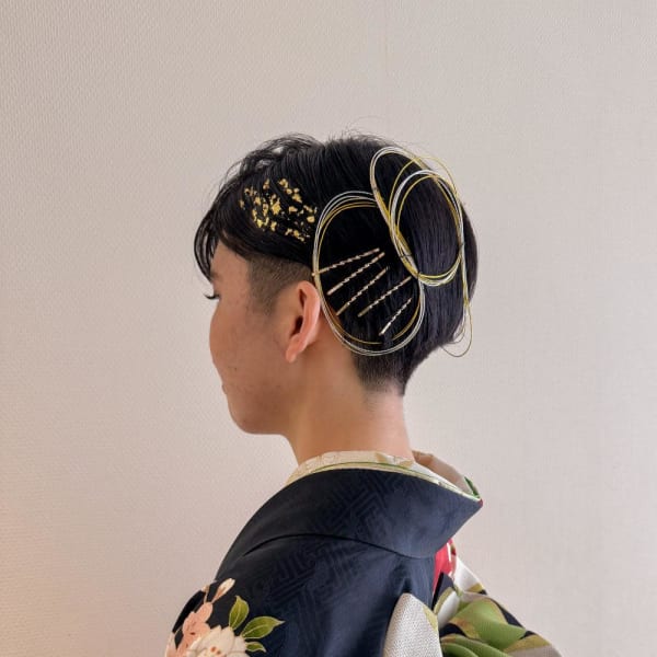 刈り上げショートの振袖ヘアアレンジ