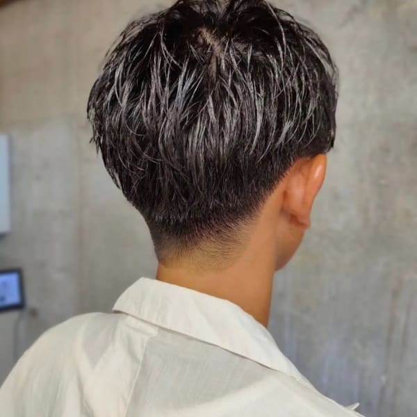 カット　刈り上げ　メンズショート　爽やか　束感　黒髪　短髪