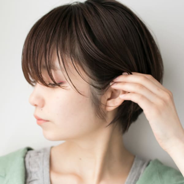 白髪ぼかしハイライトインナーカラー縮毛矯正髪質改善白髪染め