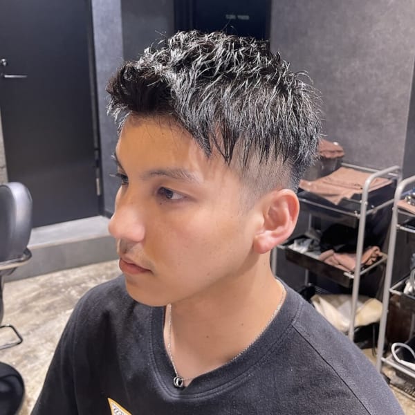 オーダー急増中！束感ジェットモヒカン！！|RISE 綾瀬店