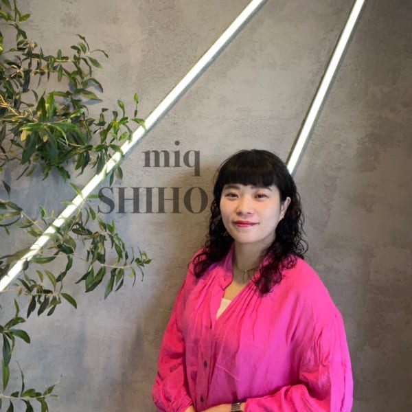 miq  Hair&Make up 駒込店【ミックヘアアンドメイクアップコマゴメテン】のスタッフ紹介。SHIHO