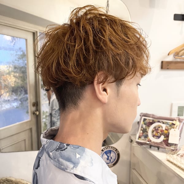 メンズツーブロックルーズツイストスパイラルハイトーンマッシュ