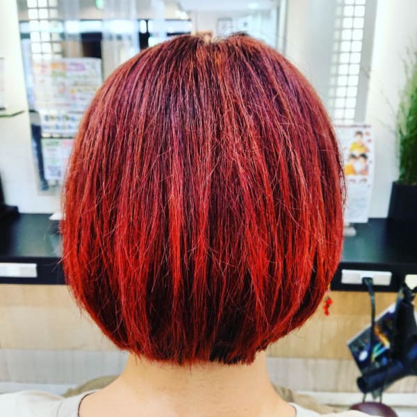 ★くびレイヤーエモージュ前髪マチルダボブインナーグレージュ