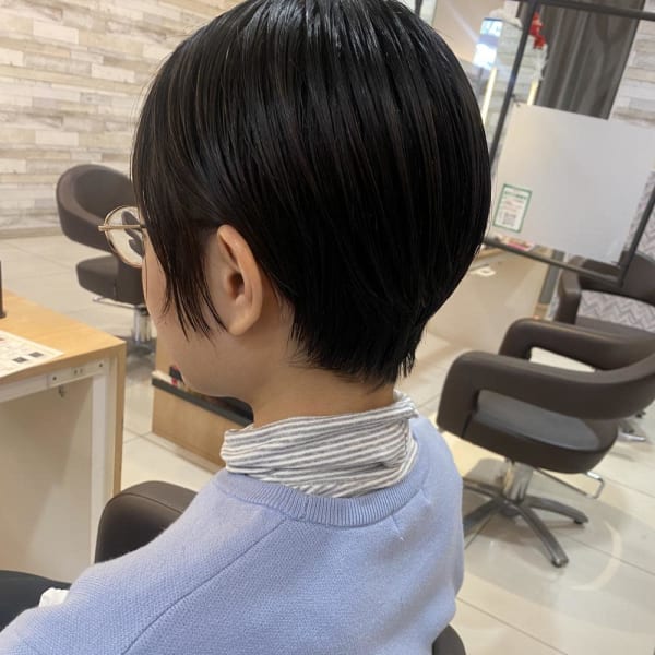 襟足ギリギリ!まるっと黒髪ショートボブ