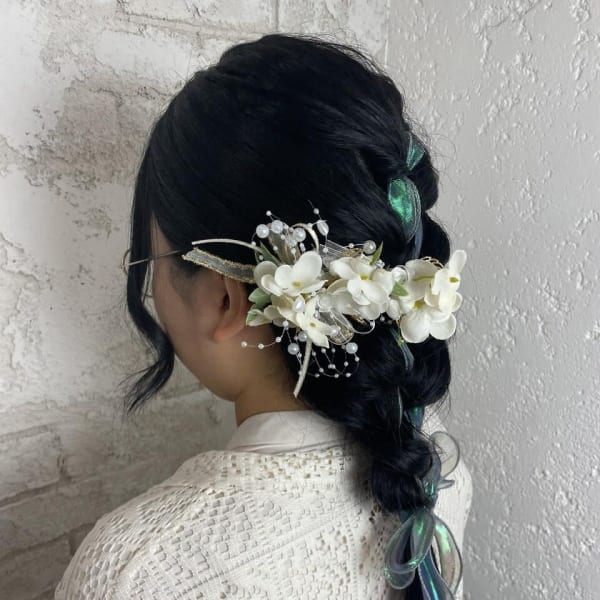 ヘアアレンジ推しカラー編み込みアレンジ
