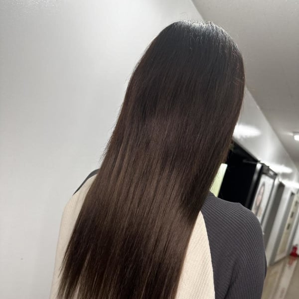 大変身ブラウンでロングヘアー!