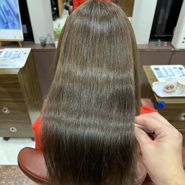 ヘアカラー/髪質改善トリートメント