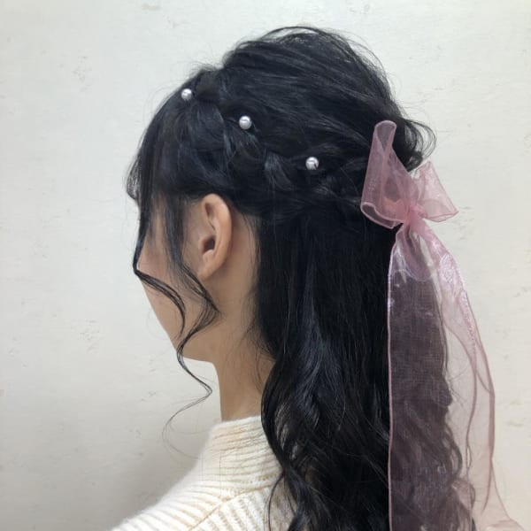 編み込みハーフアップ×リボン