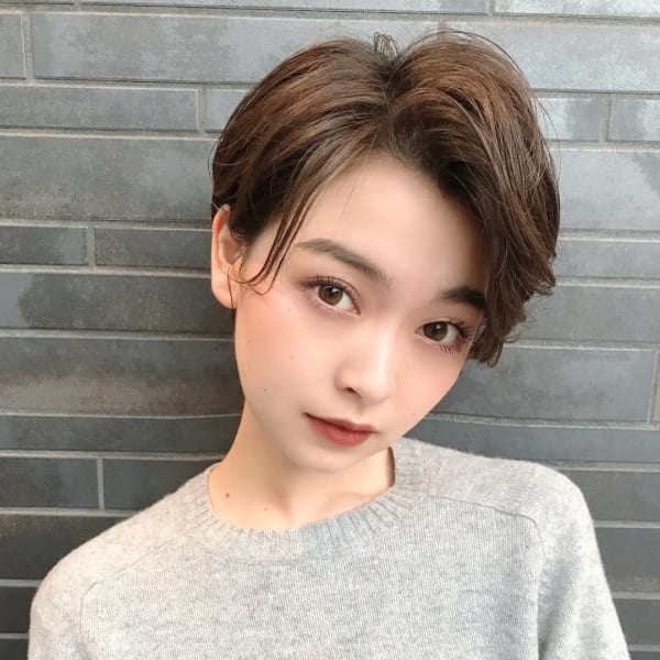 顔周り似合わせ 前髪なし ハンサムショート 大人上品