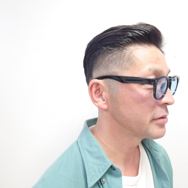 ツーブロック×七三分け