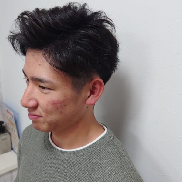 ツーブロック×上げバング