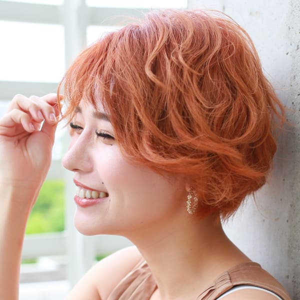 【La fith】シースルーバング×ハイトーンカラー