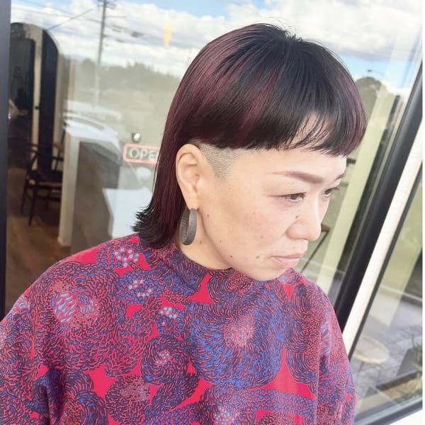 ブリーチダブルカラーデザインカラー刈り上げボブ切りっぱなしボ