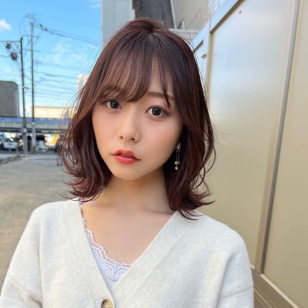20代30代40代ガーネットブラウン　くびれレイヤーボブ