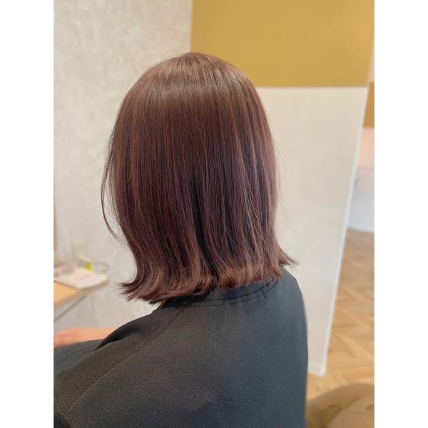 ラテベージュの結べるボブスタイル