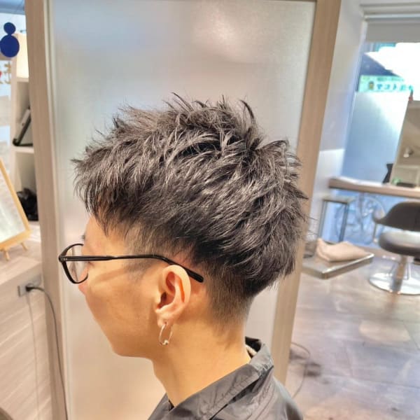 20代30代40代メンズツーブロック刈り上げビジカジ