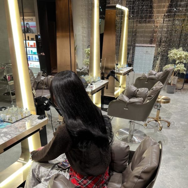 王道黒髪ロングヘアー