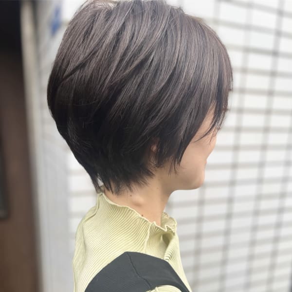 ショートボブ
