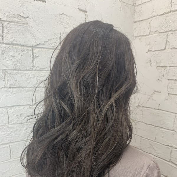 グレーベージュハイライトカラーロング10代20代30代所沢