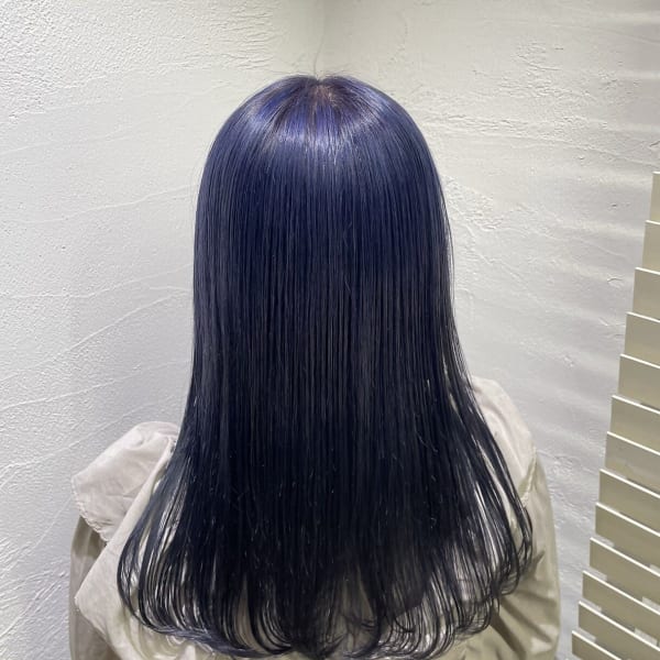 透明感ネイビーブルー