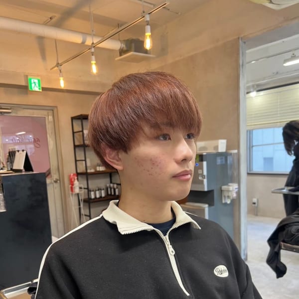 20代30代韓国風メンズレッドカラー大人カッコイイ【上野】