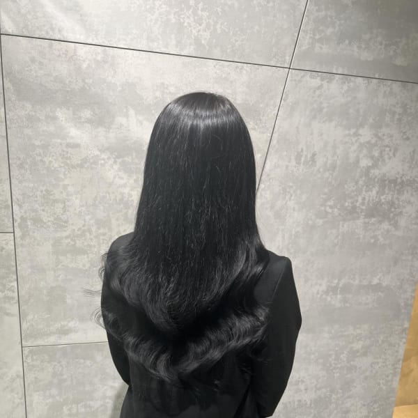 最近オススメの黒髪スタイル