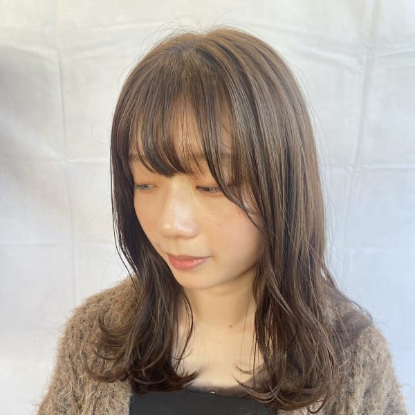 ブリーチなしダブルカラー/レイヤースタイル/ベージュカラー|SARA Beauty Sight 春日店