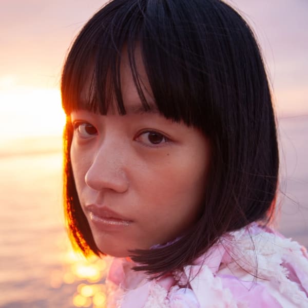 黒髪　ボブ　ワイドバング　前髪|MERCI