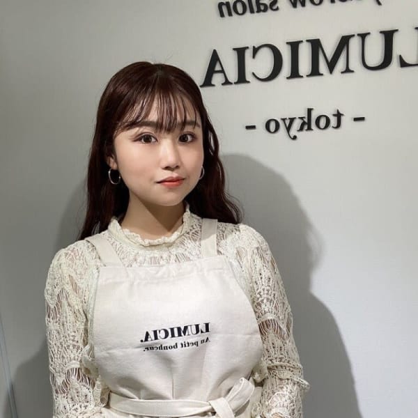 アイブロウサロン LUMICIA. -TOKYO- 福岡博多駅前店【眉毛専門店】【アイブロウサロン ルミシアトウキョウ フクオカハカタエキマエテン マユゲセンモンテン】のスタッフ紹介。レオナ マユ