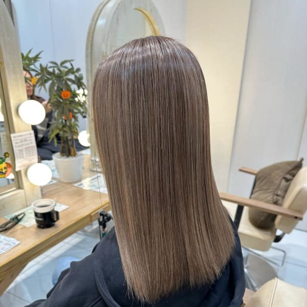 王道　白髪ぼかし　ハイライト