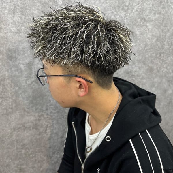 ホワイトメッシュ×ツイストスパイラルパーマ|RISE 新小岩店