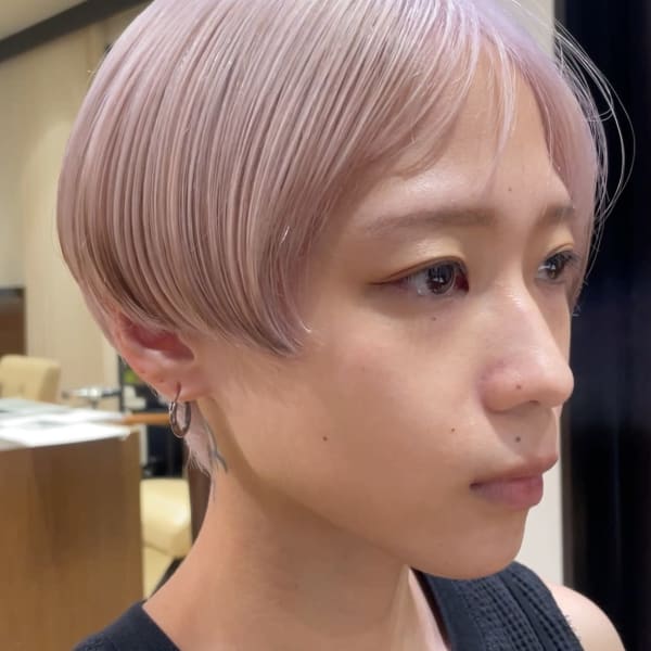 ペールパープルベージュ×ショート